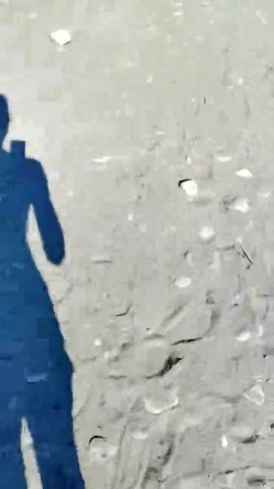海边搭讪超极品女神！【户外挑战】成功拿下！无套插入，太他妈爽了！有的直接带回家多人运动 截图16