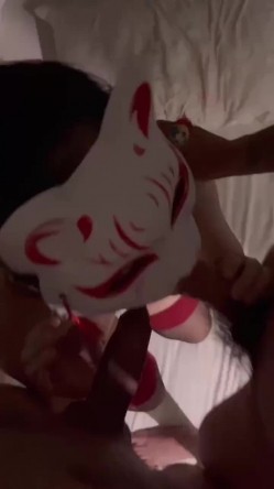 推特极品浪女【TJ淫妻笑笑】性福生活，喜欢绿露出3P玩的开放被单男操的声嘶力竭浪叫 截图12