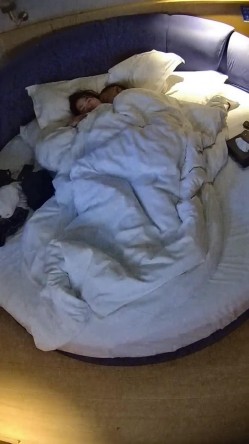 情趣台 大哥带媳妇儿开房 媳妇儿富态有气质 大哥刚出招 媳妇儿跟着默契配合 最后还内射了 截图14