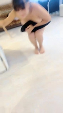 国人老哥带俄罗斯美女下海！新加入漂亮妹妹！肉感身材超肥美穴，顶级美臀，骑乘位爆操 截图6