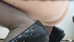 大型购物中心内部女厕偷拍 多位黑丝美女店员的各种极品美鲍鱼 截图5