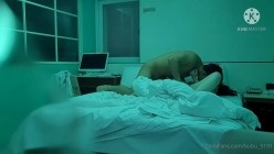 ️超级绿帽夫妻【bubu_9191】最新视频，剖腹产骚妻喜欢瑜伽跑步，每天都要被单男肏，老公旁观 截图3