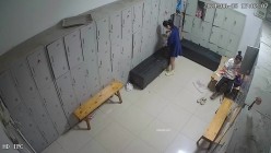 舞蹈班《监控破解》偷拍多位美女学员后台换衣服 截图5