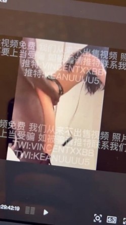 顶级绿帽淫妻大神【vincentxxbb】淫乱群P小娇妻，直击顶级淫乱现场！超淫乱对白，相当震撼 截图11