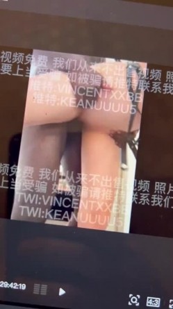 顶级绿帽淫妻大神【vincentxxbb】淫乱群P小娇妻，直击顶级淫乱现场！超淫乱对白，相当震撼 截图12