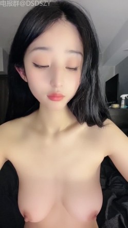 【初恋情人系女神】某航空大学女大学妹「航空菲菲」合集，露脸高跟情趣丝袜，极品美臀，假屌坐插式自慰 截图14