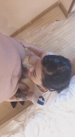 极品淫荡母狗VS胸下纹身女神性爱私拍甄选 跪舔J8 后入蜜桃丰臀 抽插粉穴 高清720P原版 截图3