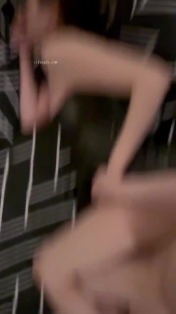 泡良大神【阿曼达】。付费VIP，几位绝品女神泄密福利，露脸，良家妹子，有生活照对比很棒 截图14