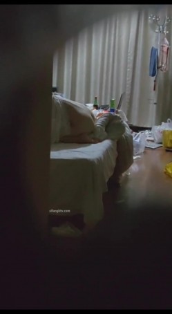 【极品稀缺 ️猫眼偷拍】超刺激猫眼偷窥酒店偷情狂欢啪啪做爱 叫声淫荡 不一样的视觉体验 比酒店偷拍更刺激 偷情篇 截图10