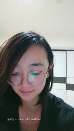 【研究生无奈】学霸下海历程13天全收录，理科学霸，从网贷的漩涡，到卖肉的泥潭，讲述跟前男友的性爱，从最初的拘谨到黑牛道具都精通 截图16
