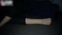 【迷操女神】整天骂我是舔狗，阳了让我去照顾她，趁机下药迷奸感受40度的骚逼 截图1