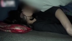 【迷操女神】整天骂我是舔狗，阳了让我去照顾她，趁机下药迷奸感受40度的骚逼 截图2
