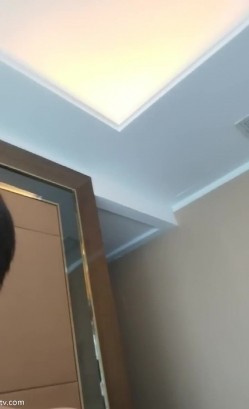 爆乳美熟女【小海媚】蕾丝内衣，揉奶掰B给你伸舌头舔，‘阿姨正在找男主，找到就给你们播啪啪 好吗’！ 截图14