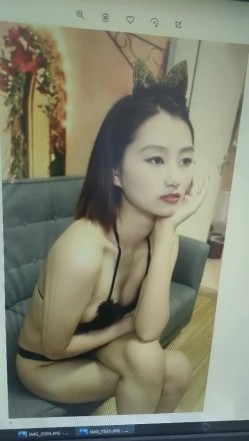 国模私拍一线直击，【情趣模特拍摄现场】，5000约拍24岁平面模特，专业调教各种撩人姿势，附大神讲解私 截图12