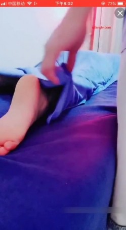 女子SPA按摩会所男技师偸录给好久没啪的苗条少妇做按摩重点照顾阴部高潮娇喘不停同意肉棒肏她说受不了对白刺激 截图4