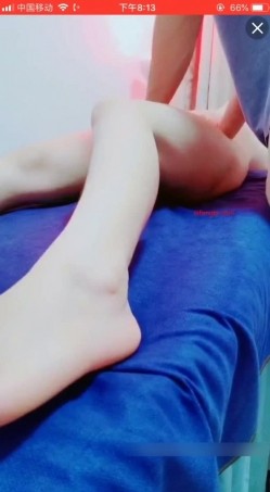 女子SPA按摩会所男技师偸录给好久没啪的苗条少妇做按摩重点照顾阴部高潮娇喘不停同意肉棒肏她说受不了对白刺激 截图6