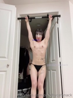 中韩混血博士生，超大阴蒂，撸铁肌肉女【peachy】自慰啪啪群P，下海拍A片，猛女 截图13
