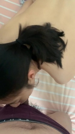 露脸泄密！师范大学毕业眼镜小姐姐私密生活曝光，反差母狗一枚 截图6