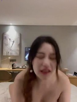 青岛反差婊李MM啪啪自拍流出 截图7