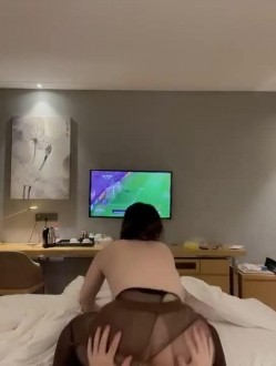 青岛反差婊李MM啪啪自拍流出 截图14