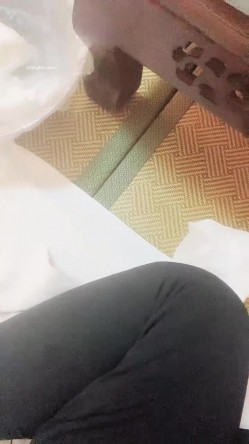 【蜜蜜蜜蜜蜜桃】足疗店~勾搭专业男技师 金手指插穴!! ~ 截图10