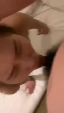 【重磅流出】长沙舞蹈老师【宋思嘉】3P群P淫乱性交派对 截图3