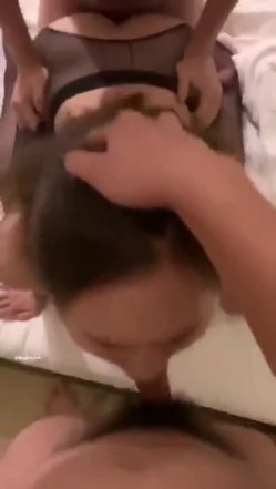 【重磅流出】长沙舞蹈老师【宋思嘉】3P群P淫乱性交派对 截图4