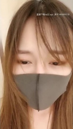 小哥的幸福生活，房间里的几个小妞黑丝情趣女仆套装无线诱惑还在打手机，跳弹自慰出白浆，激情上位爆草吃醋 截图3