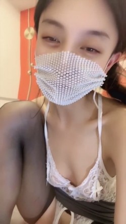 绝世尤物【00舞蹈老师】骚炸天了 丝袜长腿极品馒头逼 裸舞一字马 跳弹自慰飚浆 截图14
