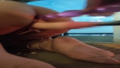 SM顶级调教大神【永夜DOM】圈养各种妹子多种刺激玩法，各种啪啪调教露脸高颜反差婊，纯纯人形小母狗 截图3