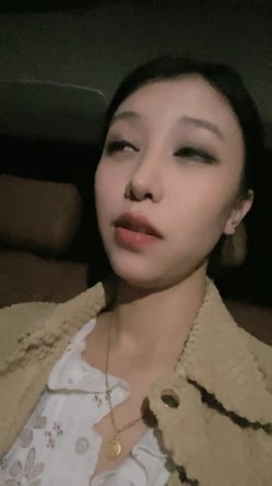 极品尤物模特女神！夜晚驾车路边车震！掏出炮友屌吸吮，肥穴美穴跳蛋自慰，骑上来深插爆操 截图2