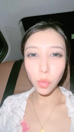 极品尤物模特女神！夜晚驾车路边车震！掏出炮友屌吸吮，肥穴美穴跳蛋自慰，骑上来深插爆操 截图15