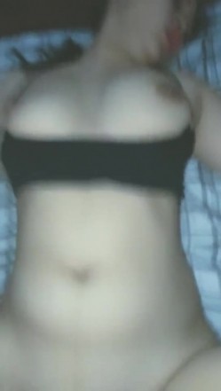 极品大奶女友，处了三个月，天天在一起做爱，她那个大奶甩得像唿啦圈一样，转晕人！ 截图12