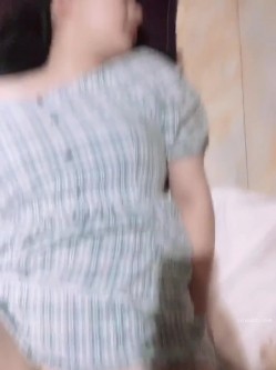 最新反差婊 高端私密群内部福利群泄密流出视图基本都露脸美女如云 截图4