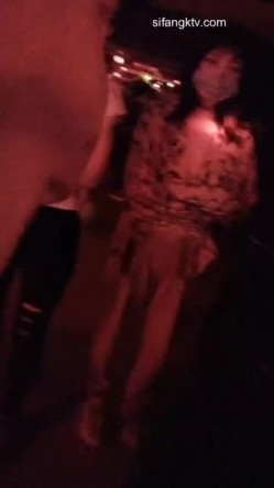 【猎奇资源 ️砂舞】舞厅内的淫乱2 ️重金属般性爱 男人的天堂 抓奶+抠逼+摸屌+口爆+打站桩 截图9