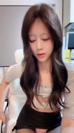 女神降临! 超美绿播尤物下海【一只然】道具~精都射绝了 截图8