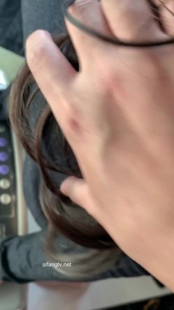 正在洗衣服的风骚嫂子被我后入 第二弹 截图3