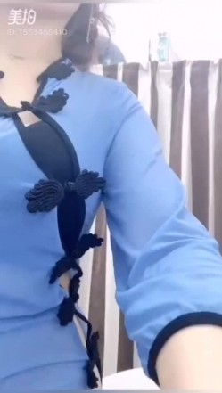 48万粉丝花椒现役主播有蓉露B福利视频 黑丝大屁股小尺度露逼 截图10