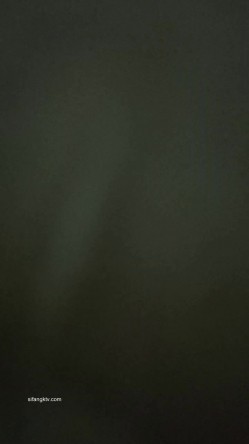 魔手: 坑闺蜜系列 洗澡更衣偷拍 多场景冒死偷拍美女学生妹洗澡换衣服 截图1