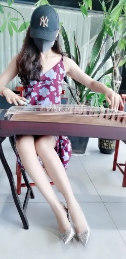 大神玩的是真花，【苏城主（苏E夫妻）】太爽了，多P，3P，交友换妻，老婆长得也相当好看 截图2