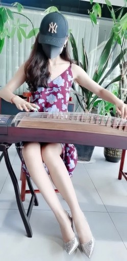 大神玩的是真花，【苏城主（苏E夫妻）】太爽了，多P，3P，交友换妻，老婆长得也相当好看 截图8