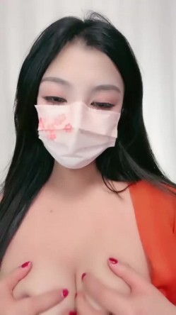 颜值少妇【杨小华】极品人妻下海卖逼，暴力掰逼展示，自扣高潮，隔壁老王都馋哭了 截图15