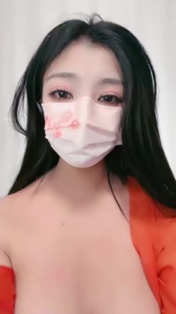 颜值少妇【杨小华】极品人妻下海卖逼，暴力掰逼展示，自扣高潮，隔壁老王都馋哭了 截图16