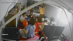 【极品稀缺 ️破解摄像头】极品服务员宿舍日常 ️小姐姐年轻美乳好坚挺 穿搭职业装制服很有气质 距离超近 高清1080P版 截图12