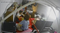 【极品稀缺 ️破解摄像头】极品服务员宿舍日常 ️小姐姐年轻美乳好坚挺 穿搭职业装制服很有气质 距离超近 高清1080P版 截图13