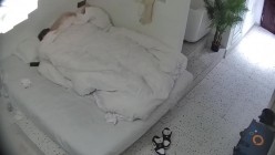 大学城 小情侣先打游戏再打炮完整版 女生人漂亮皮肤好 胸大毛多 是一辆需要高手才能驾驭的好车 截图8