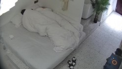 大学城 小情侣先打游戏再打炮完整版 女生人漂亮皮肤好 胸大毛多 是一辆需要高手才能驾驭的好车 截图9