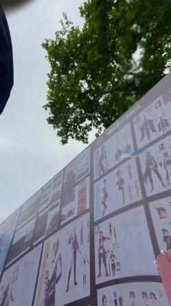 大神漫展尾随偷拍美女裙底风光 ️吊带袜靓女逛街。去厕所把内裤塞进沟里了 截图11