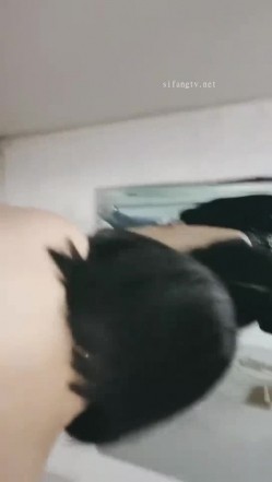 【泄密资源】郑州师范大一新生蒋小雅开房对面男宿舍围观 稀缺资源值得收藏 截图3