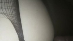 ktv妈咪，骚逼黑丝，闪烁高跟美腿，崛着屁股后入！ 截图6
